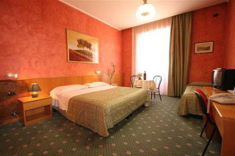 Hotel Marco Polo רומא מראה חיצוני תמונה